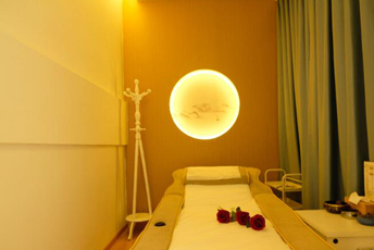 上海闵行区日式指压的寂静美学：在按压中听见雪落的声音